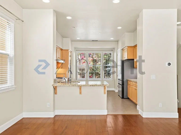 28 Paterson Pl — Photo 10