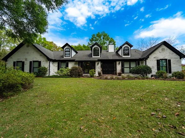 113 Pleasant Valley Dr, Midland City, AL 36350