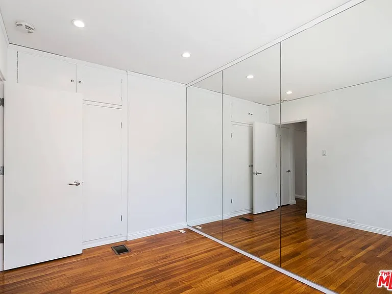 486 Denslow Ave — Photo 14
