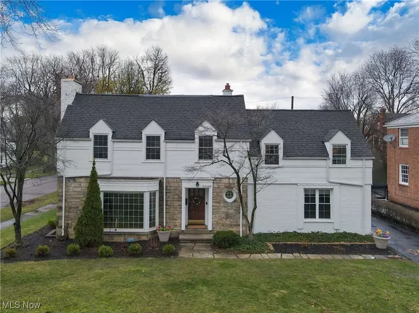 22449 Calverton Rd, Shaker Heights, OH 44122