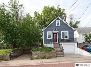 1439 Phelps St, Omaha, NE 68107
