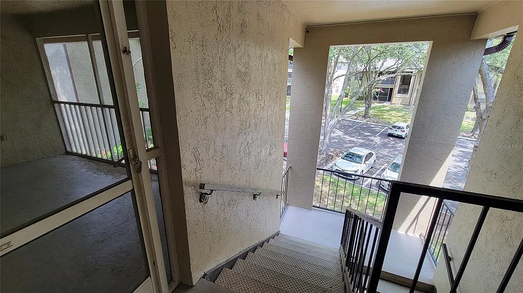 2 bed, 2.0 bath, 1019 sqft, $1,549 — Photo 4