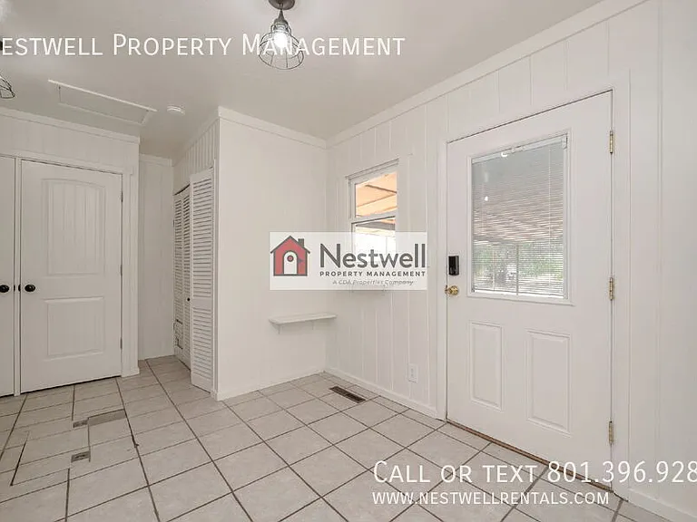 254 E Main St — Photo 18