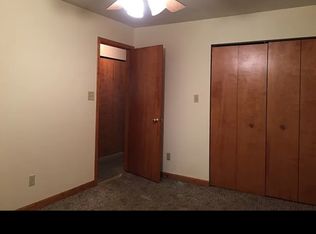 208 Nebraska St APT B, Ottawa, IL 61350