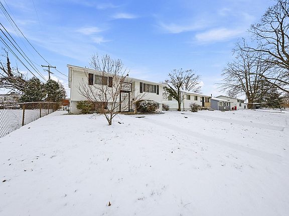 2nd image of 4020 Briggs Rd