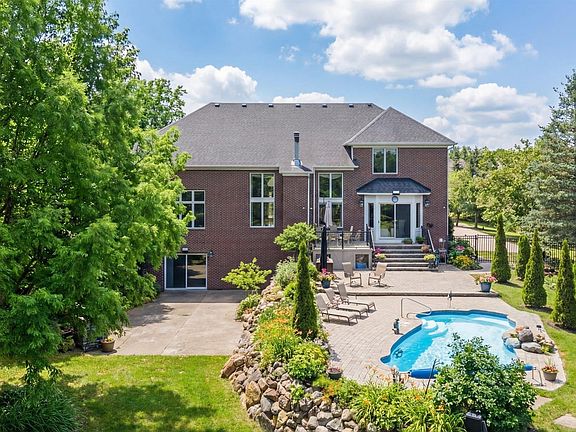 3rd image of 6120 Evanswood Rd