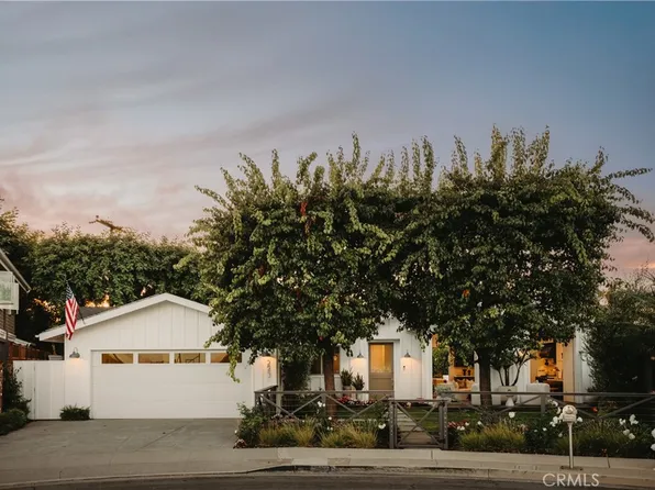 223 Robinhood Pl, Costa Mesa, CA 92627