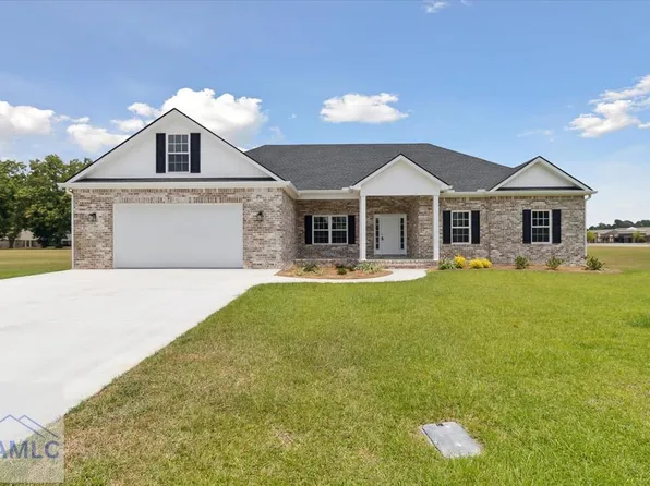 5 Honeysuckle Dr, Claxton, GA 30417