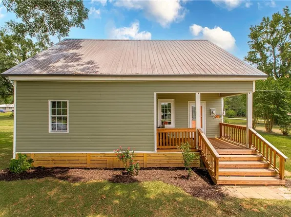 805 Martin Luther King Dr, Franklinton, LA 70438