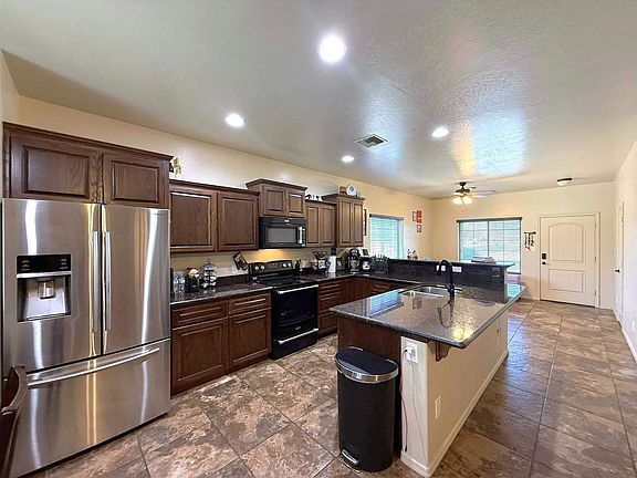 2nd image of 2571 S 41st Way