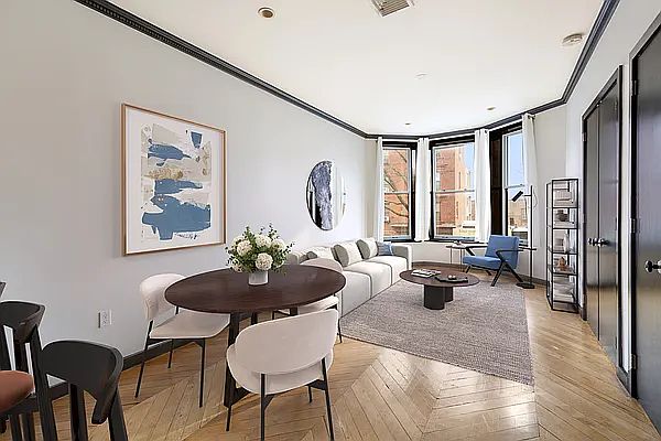 1st image of 1015 8th Ave APT 2