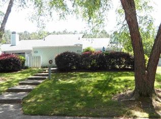 207 Concannon Ct, Cary, NC 27511