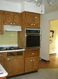 3rd image of 7327 S Yorkshire Dr
