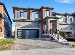 7 Barnyard Trl, Barrie, ON L9J 0Y1