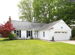 3707 Archwood Dr, Rocky River, OH 44116