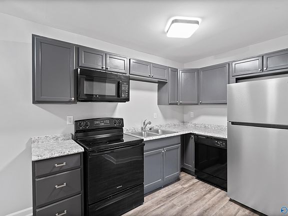 2nd image of 6601 Willow Pointe Dr NW #B