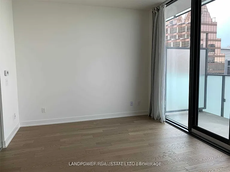 25 Richmond St E #2514 — Photo 7