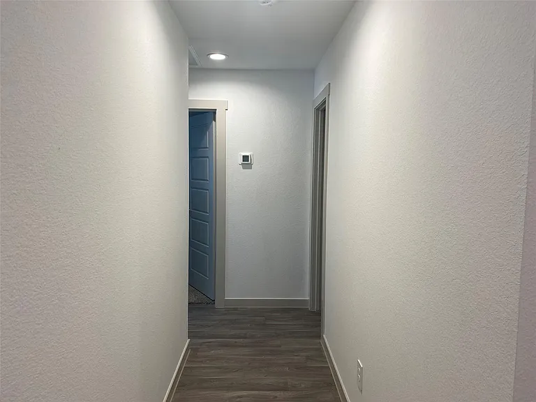 7023 Whispering Leaf St — Photo 10