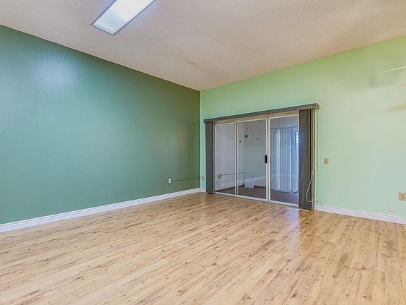 4th image of 10959 W Coggins Dr
