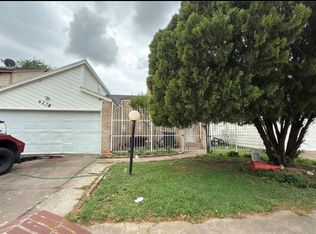 4238 Willow Beach Dr, Houston, TX 77072