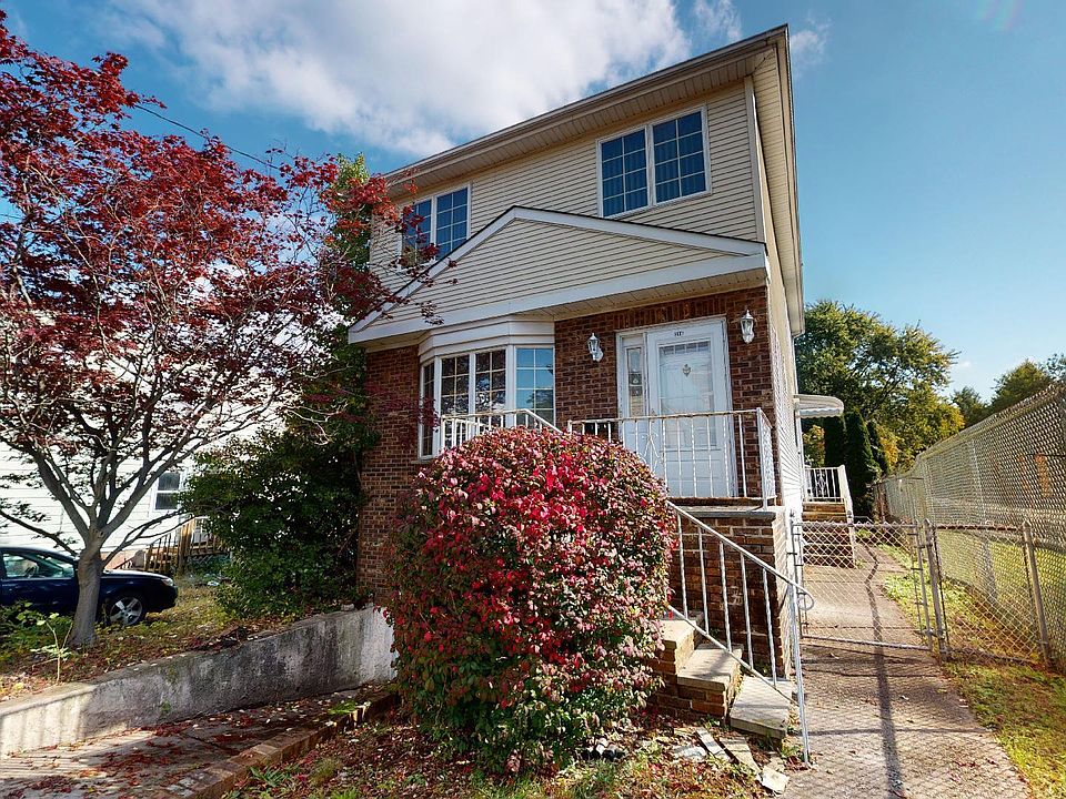 1st image of 316 Saint Marys Ave