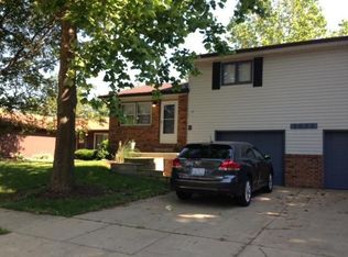 2002 Karen Ct APT 2, Champaign, IL 61822