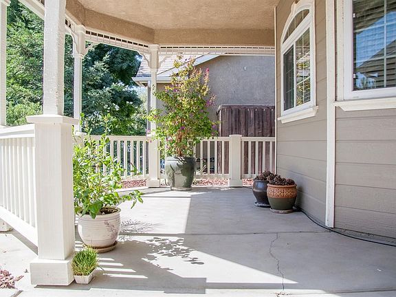 4th image of 3038 W Sady Ave