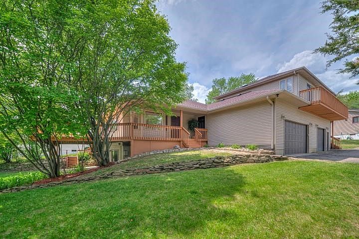 1st image of 104 Fletcher Dr