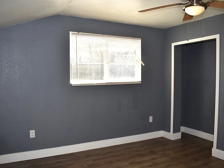 3996 Sierra Vista Ave #1/2 — Photo 7