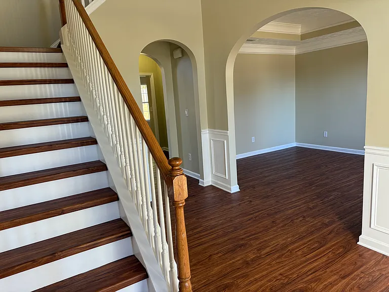 100 Wyngate Chase — Photo 2