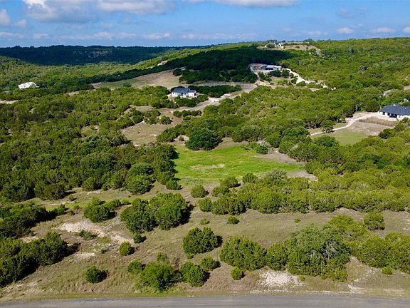3rd image of 133 Spring Hollow Dr