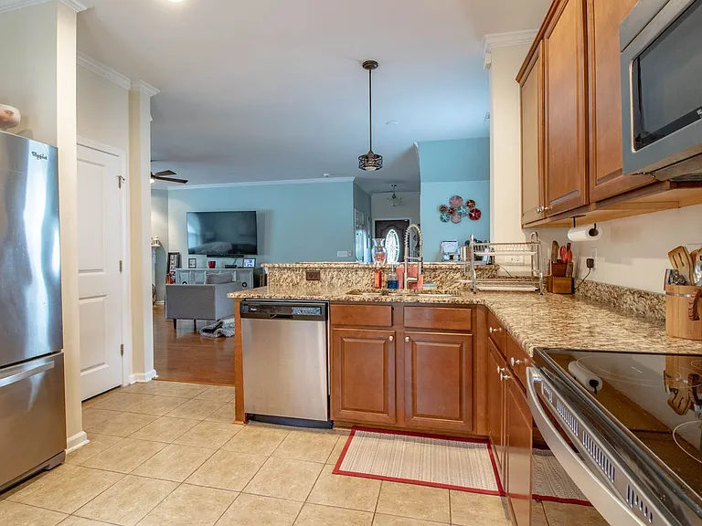 134 Hamilton Grove Dr — Photo 11