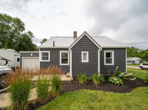 6764 Georgetown St NE, East Canton, OH 44730
