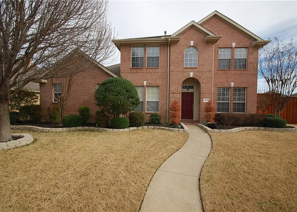 1st image of 1618 Woodson Dr