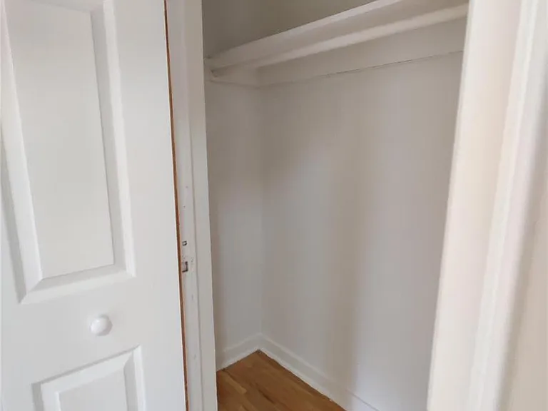 733 NE 18th Ave — Photo 25