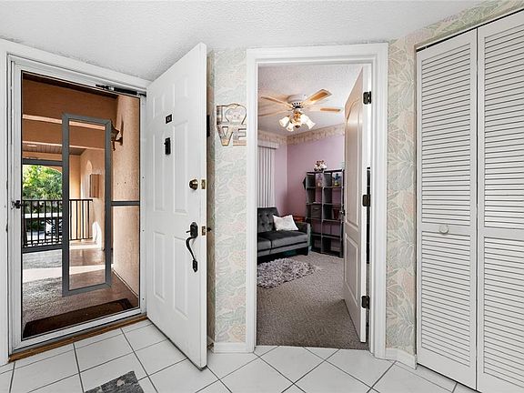 5th image of 23465 Harborview Rd APT 1026