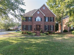 1090 Reynolds Price Dr, Kernersville, NC 27284