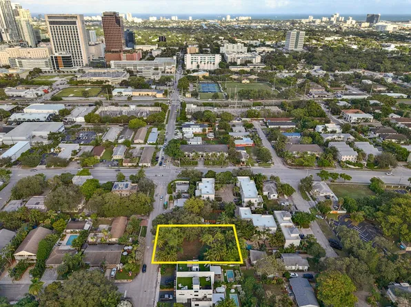 414 SW 7TH Street, Fort Lauderdale, FL 33315