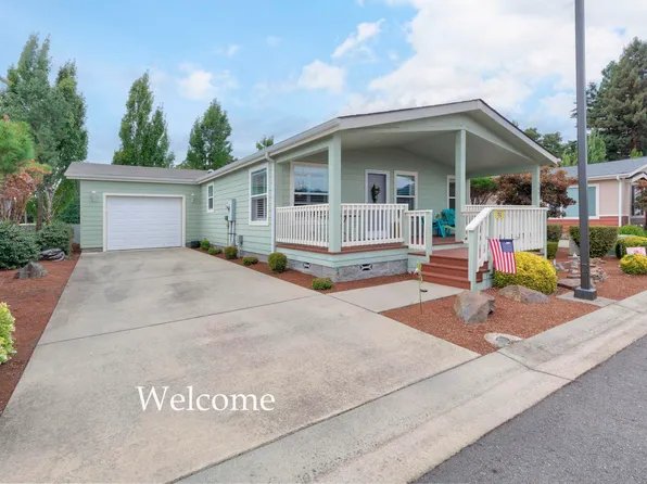 792 Kings Way, Grants Pass, OR 97526