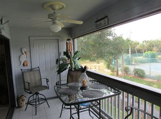 9639 Riverside Dr APT 4, Sebastian, FL 32958