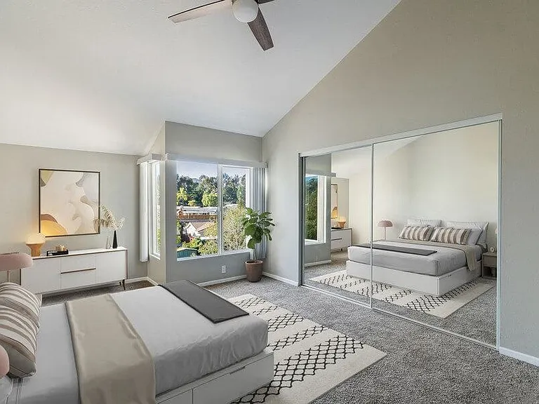 Colonnade at Fletcher Hills — Photo 18