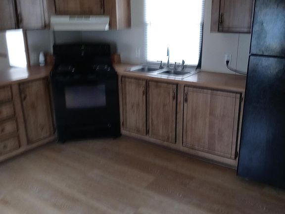 3rd image of 509 Golden Acres Dr #10449093