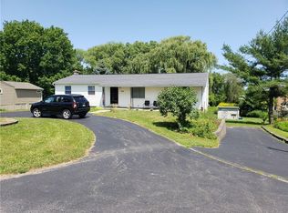 629 Ridge Rd, Ontario, NY 14519