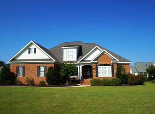 2136 Hawks Nest Ln, Winterville, NC 28590