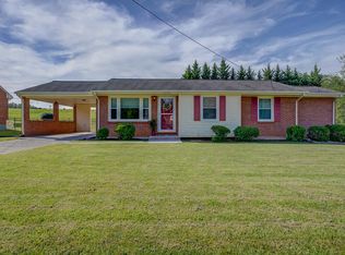 2152 Bainbridge Dr, Salem, VA 24153