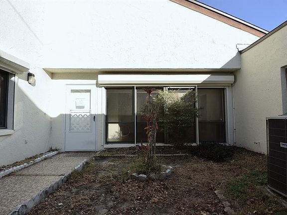 5th image of 5645 HAMILTON HARBOR DRIVE