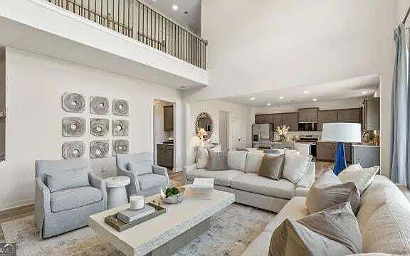 2nd image of 5610 Rosehall Pl