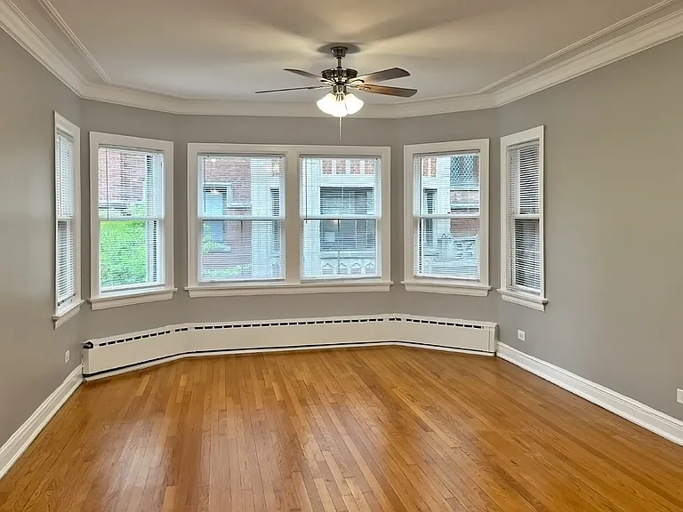 173-181 N. Grove Ave. — Photo 9