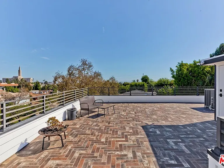 10810 Wilkins Ave — Photo 38
