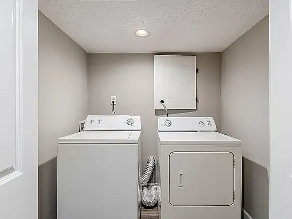 2934 Sawdust Ln — Photo 2